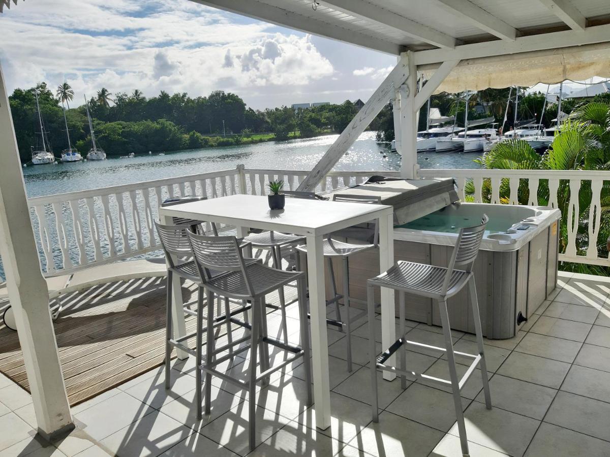 Appartement cosy avec jacuzzi à la marina Le Gosier  Extérieur photo